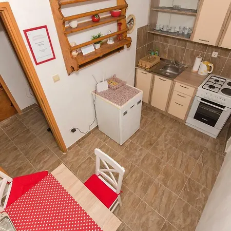 Apartman Cici Apartment *